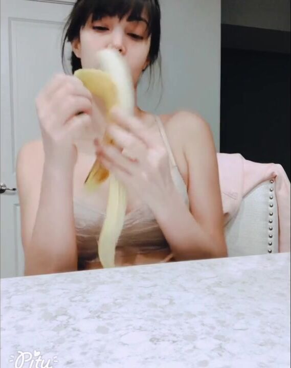 Cincinbear Nude Banana Blowjob Xxx Videos Leaked