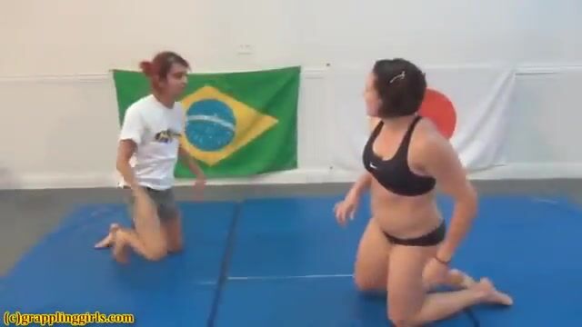 Grappling girls .com