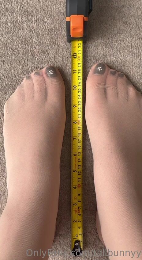 Tall Bunny feet measuring