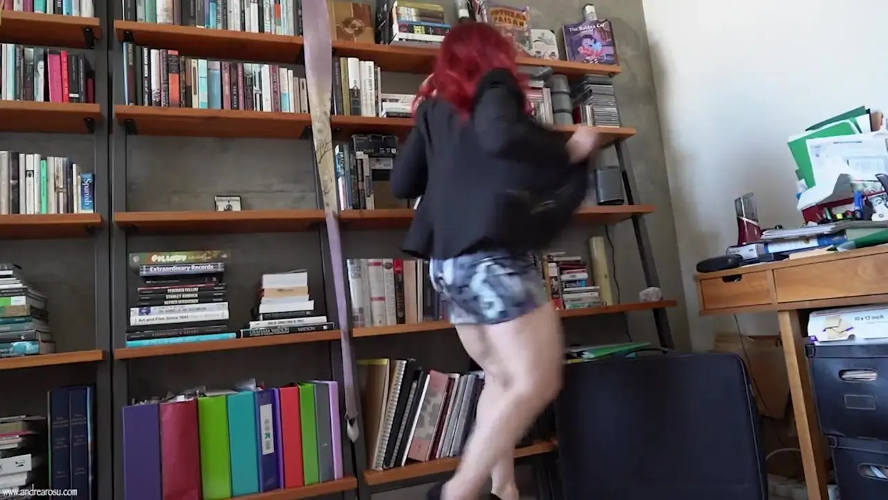 Andrea Upskirt No Panties