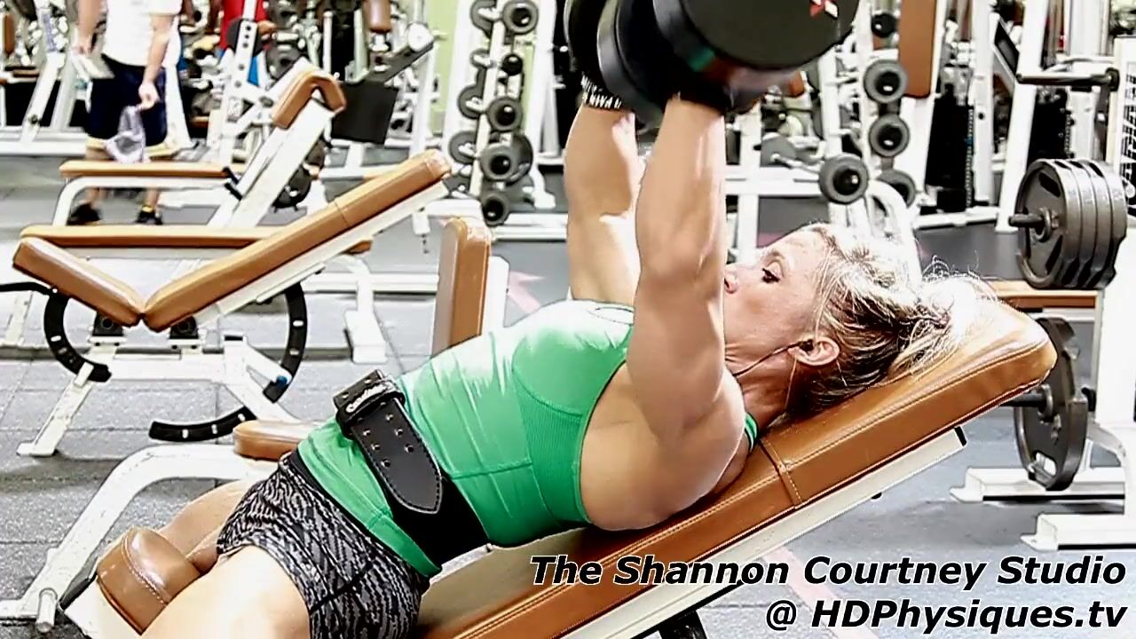 Shannon Courtney big biceps