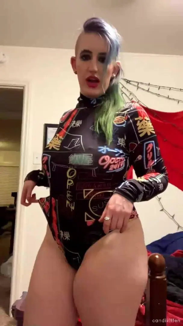c&ikitten cam video streams at 02 am touring more of my closest bodysuits this time. onlyfans porn videos
