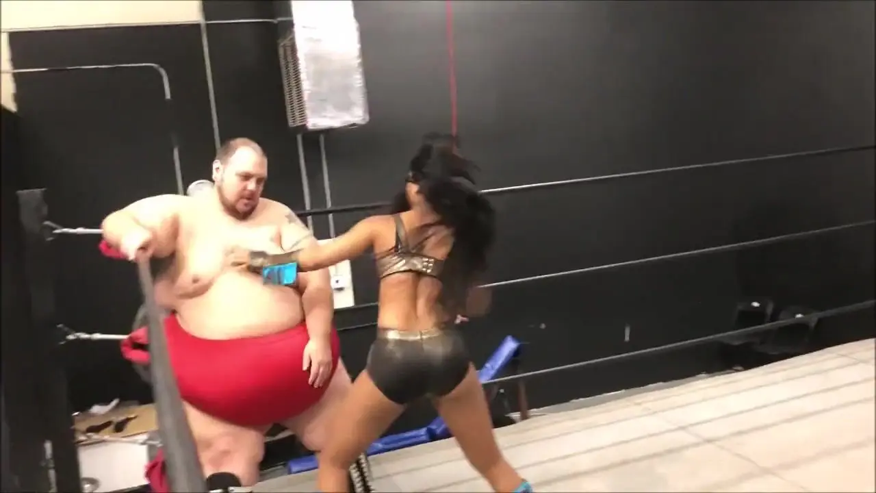 Tweedle Die - Mixed Wrestling 2