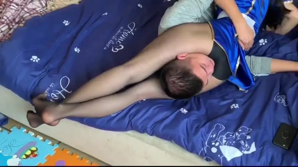 Goddess Mousse Headscissor 4