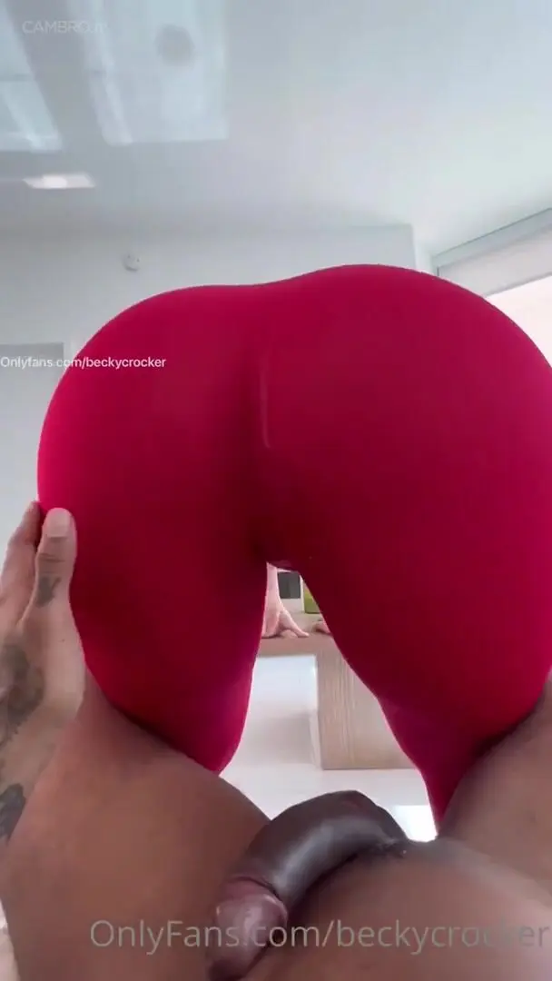 BECKY CROCKER - BIG OILED PAWG PIZZA DELIVERED