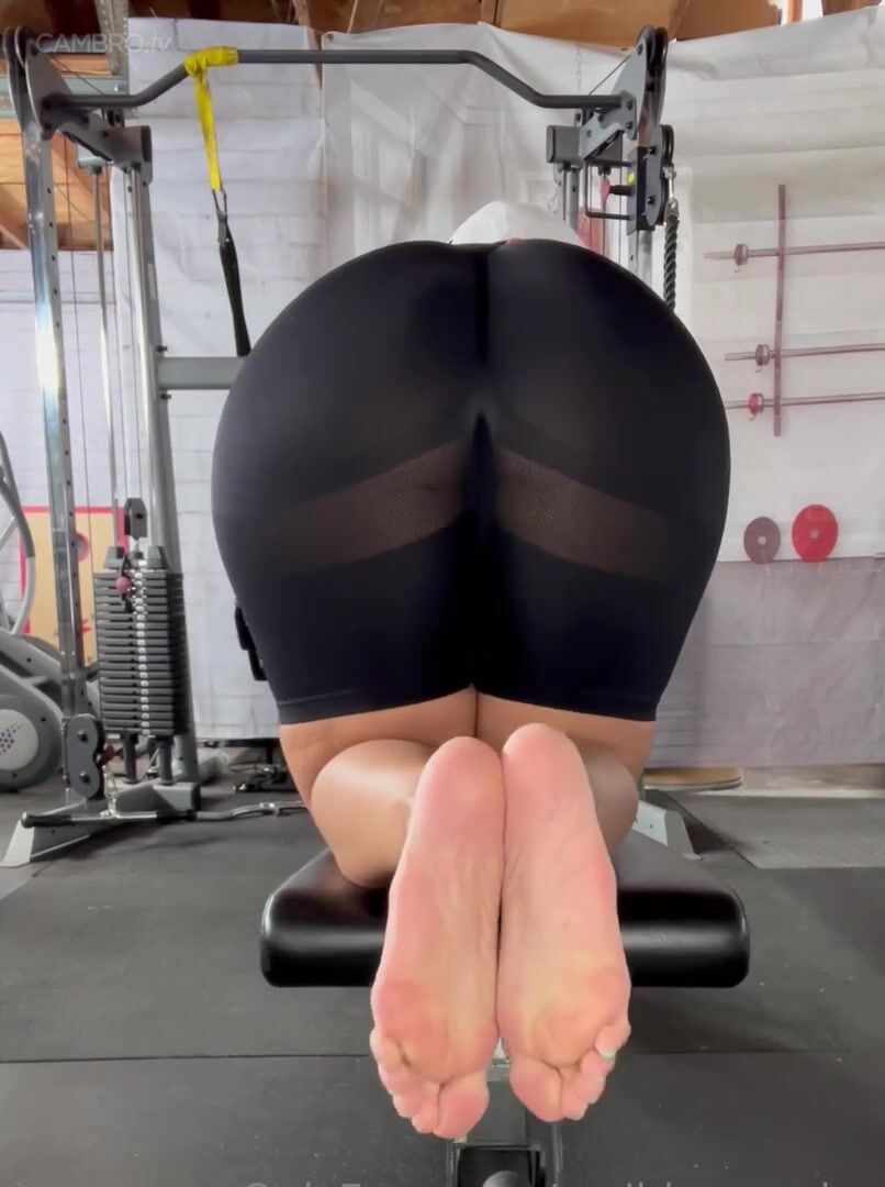 Sweaty gym soles pawg joi porn video