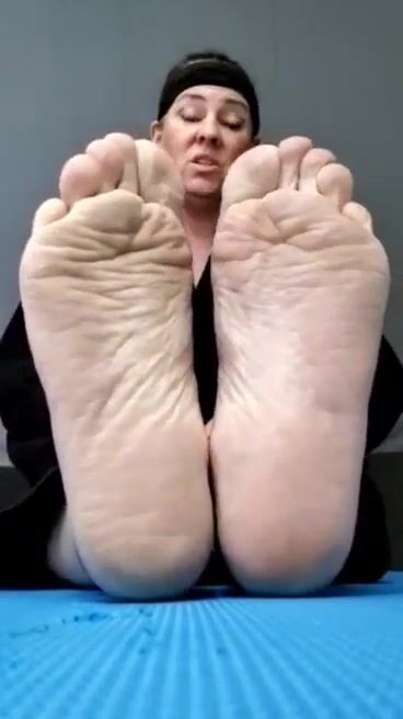 Morgan Vale Foot Worship 2