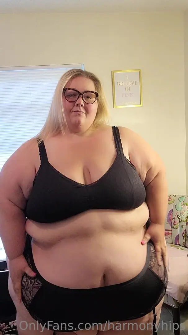ssbbw Harmony Hips - in sexy lingerie