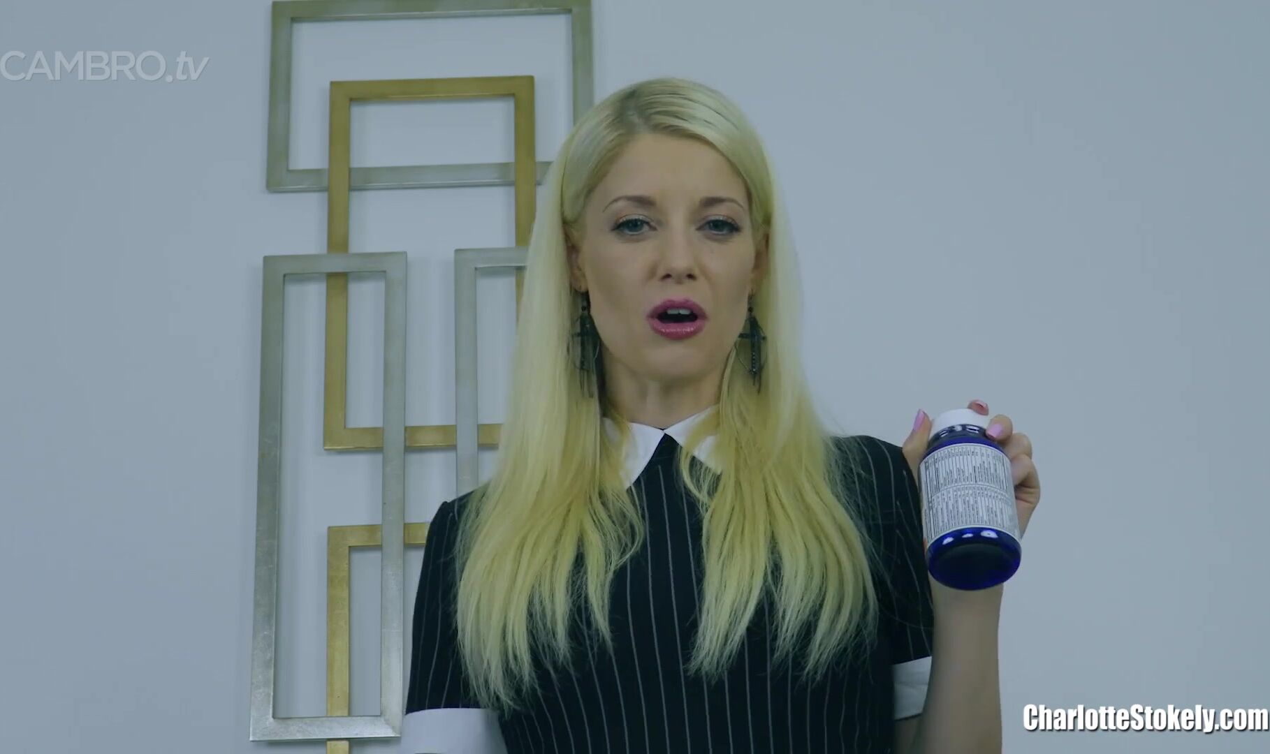 Sneaky shrinking supplement girl 3 - charlotte stokely