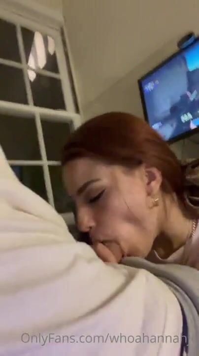 WhoaHannahJo - Sucking off her bf while he games