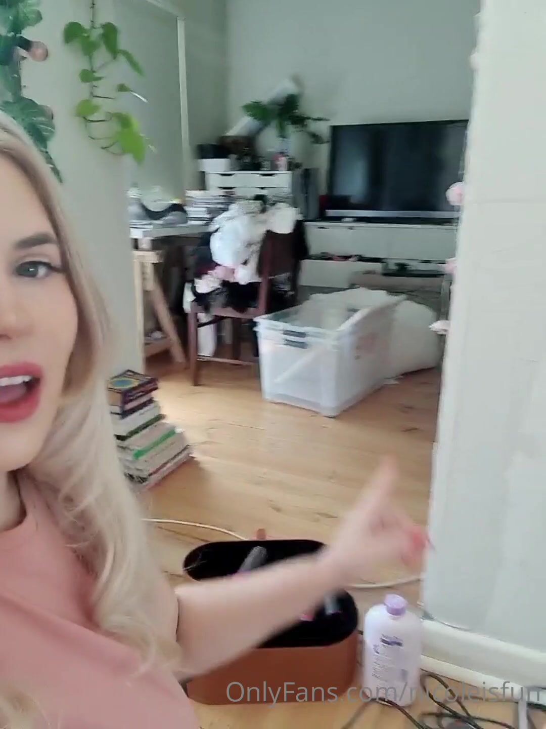 Nicoleisfun goodmorning again happy april 1st i plan to always do new  things & evolve here
