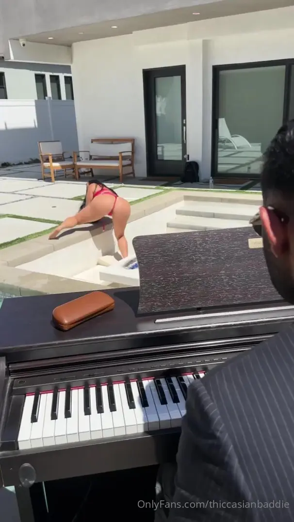 thiccasianbaddie try not to get too excited watching my duet onlyfans xxx porn videos