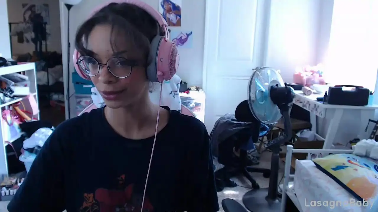 lasagnababy cam streams at 07 pm im just eating soup onlyfans xxx porn videos