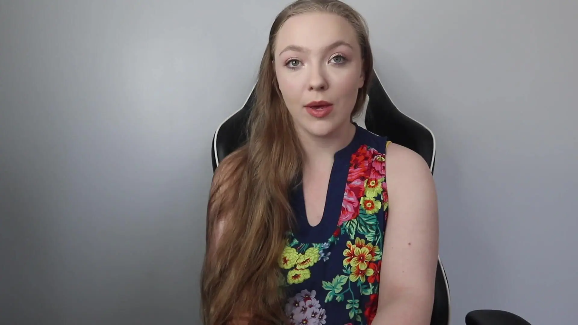 blondie4bbc POV Girlfriend Learns About Superior BBC and is Converted