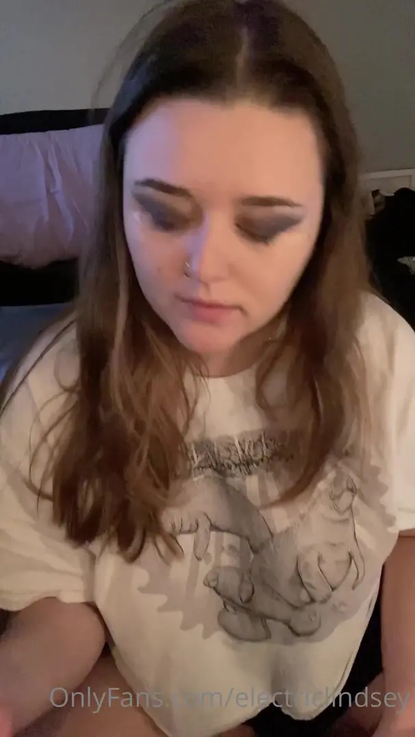 electriclindsey for those who enjoyed my last vloggy video here s me getting ready for my previou onlyfans xxx porn videos