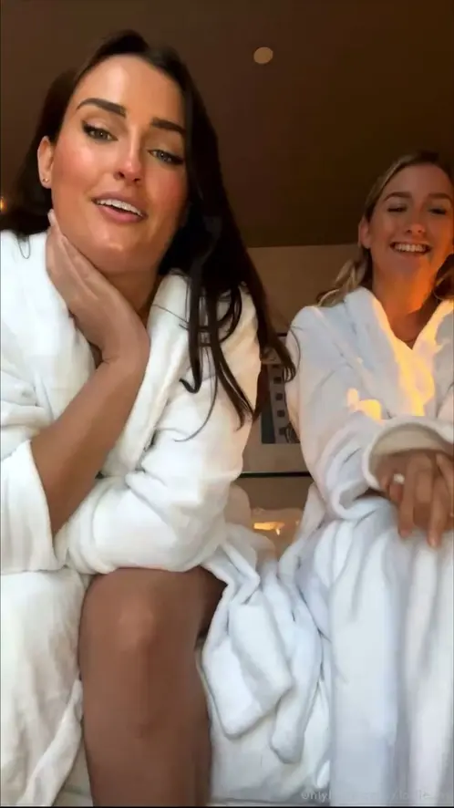 lottie_m Last chance to unlock our live stream from last night â¤ï¸ Itâs in your inbox If yo onlyfans xxx porn videos