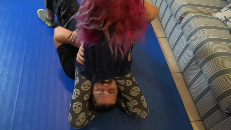 Zoe Headscissors