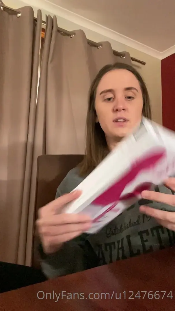 zolalee14 i was meant to upload this earlier but this is me being a dickhead & showing you my toys onlyfans xxx porn videos