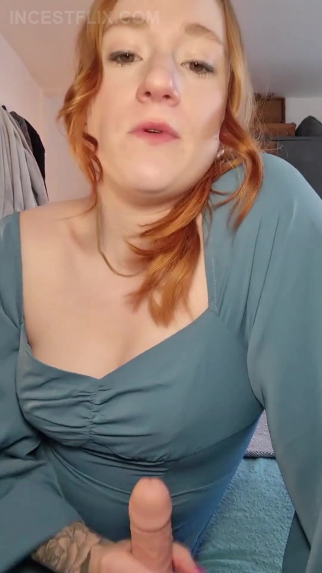 FionaDagger - Sweet Mom Wakes You Up