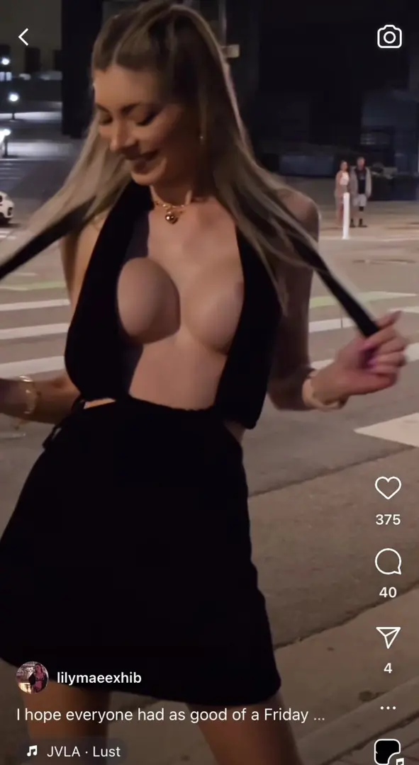 Lilymaeexhib