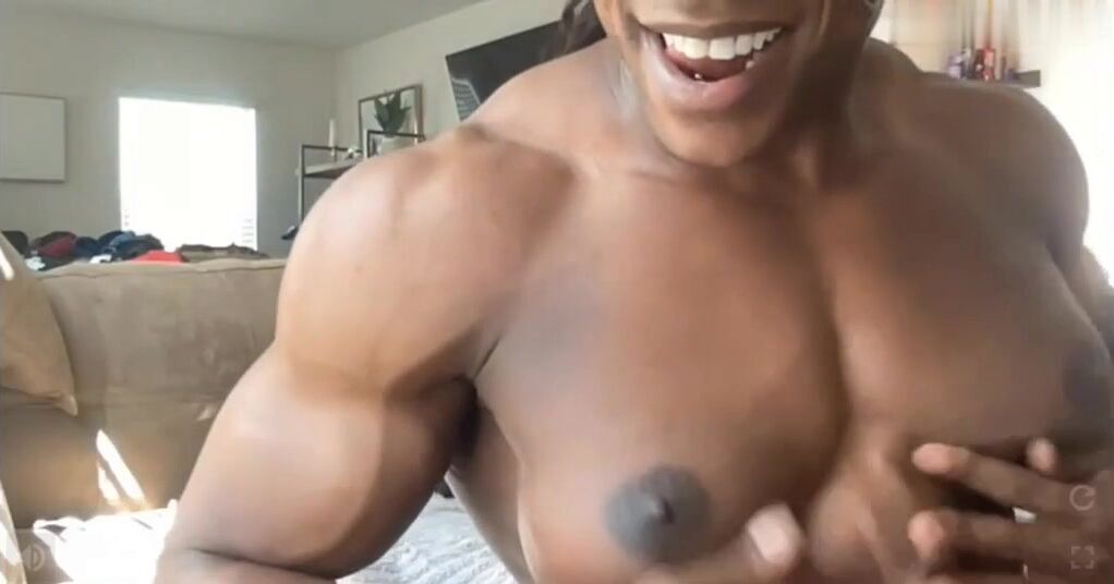 Ebony Muscle Cam