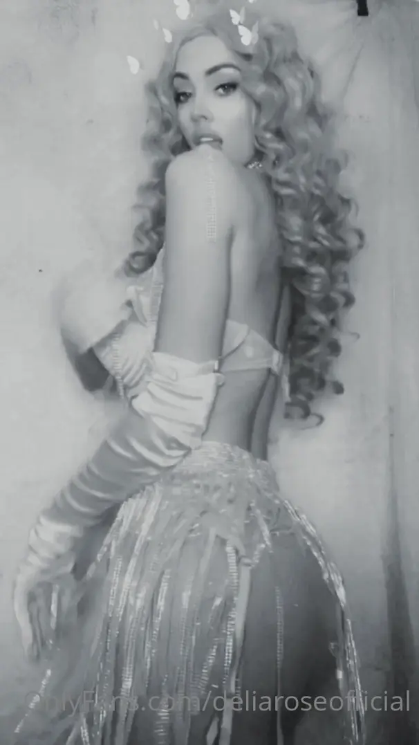 deliaroseofficial thought i would do something a little different gatsby burlesque.... diamonds m onlyfans xxx porn videos