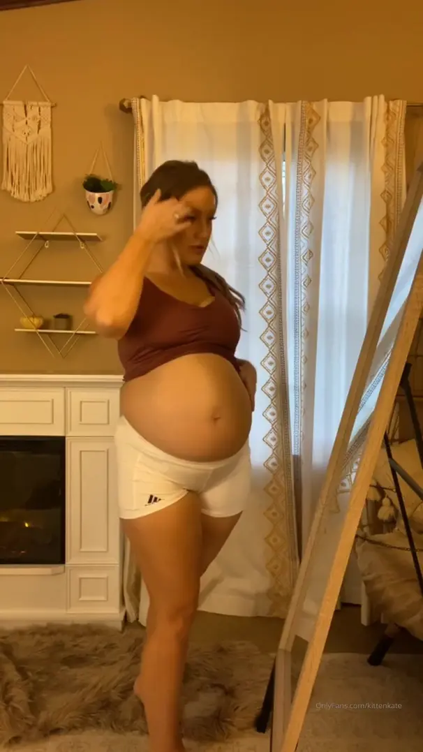 kittenkate i m getting so big & round none of the clothes i ve been squeezing in to will fit me an onlyfans xxx porn videos