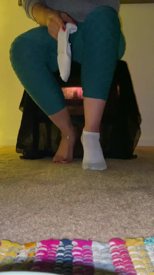 sexyfeet47 after workout i was on the phone w/ my girl friend talking abou onlyfans xxx porn videos