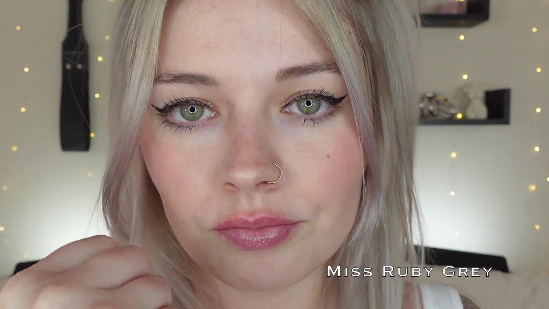 Miss Ruby Grey - Eye Contact Cum Guzzler CEI