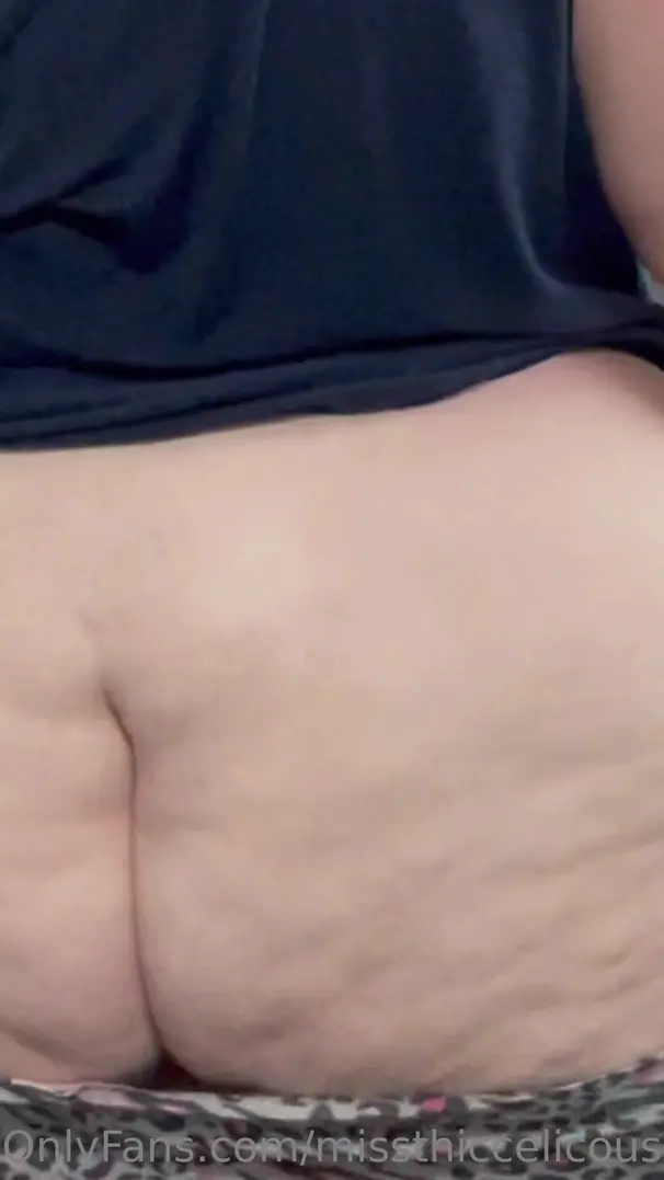 MissThiccelicious Booty And Masturbation
