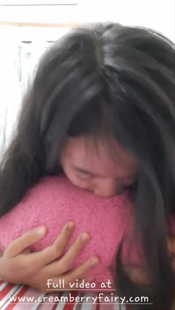Creamberryfairy Pillow Humping