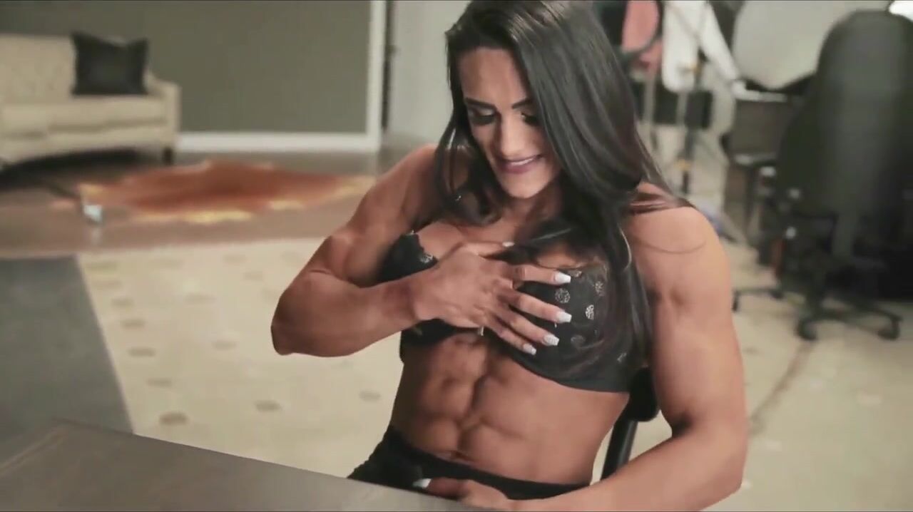 Natalia Coelho flex