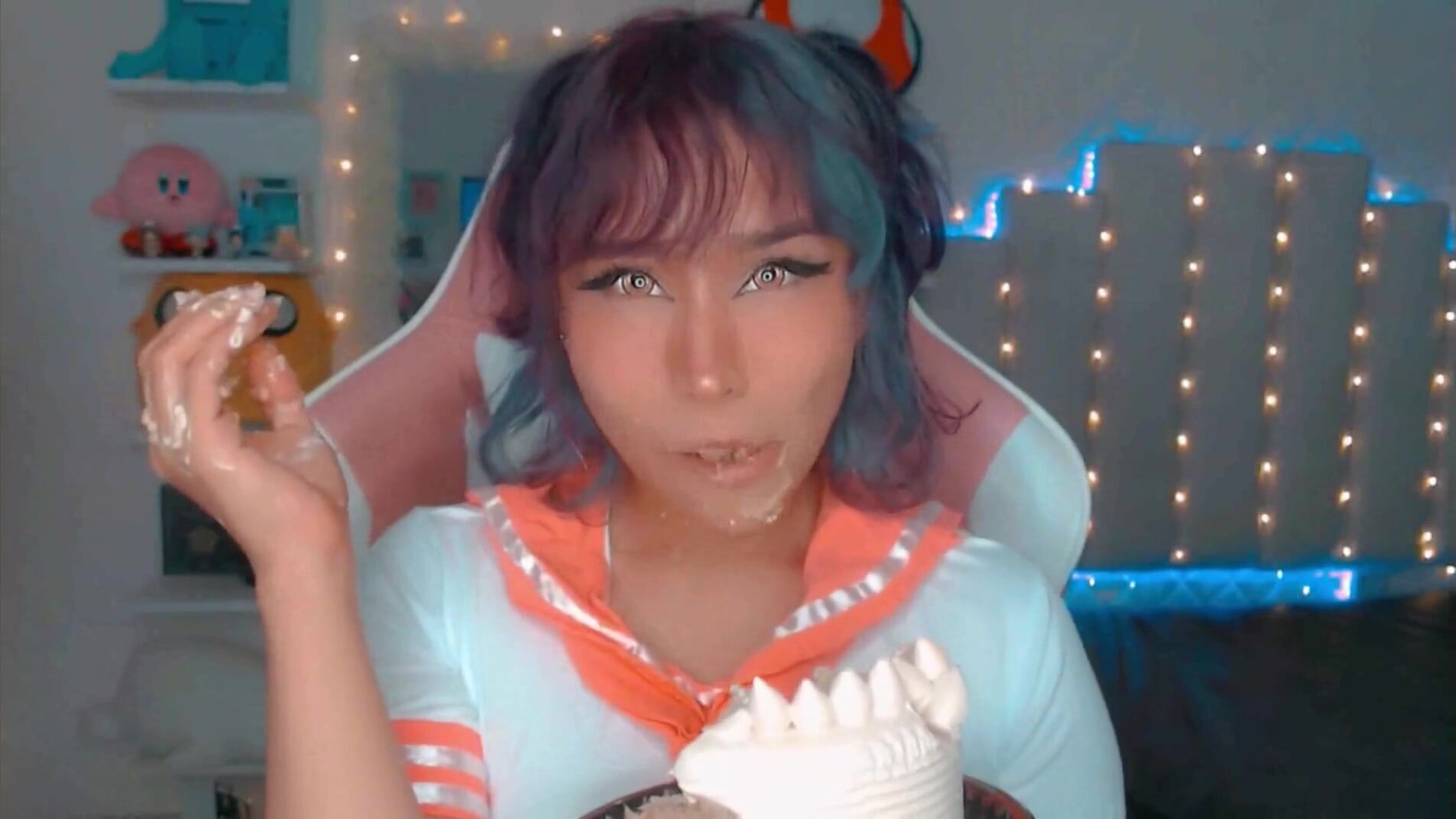 SweetAlienBunny cake blowjob