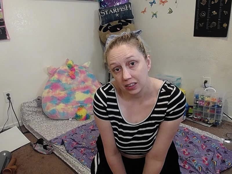 AdorableErin - Virgin Daughter