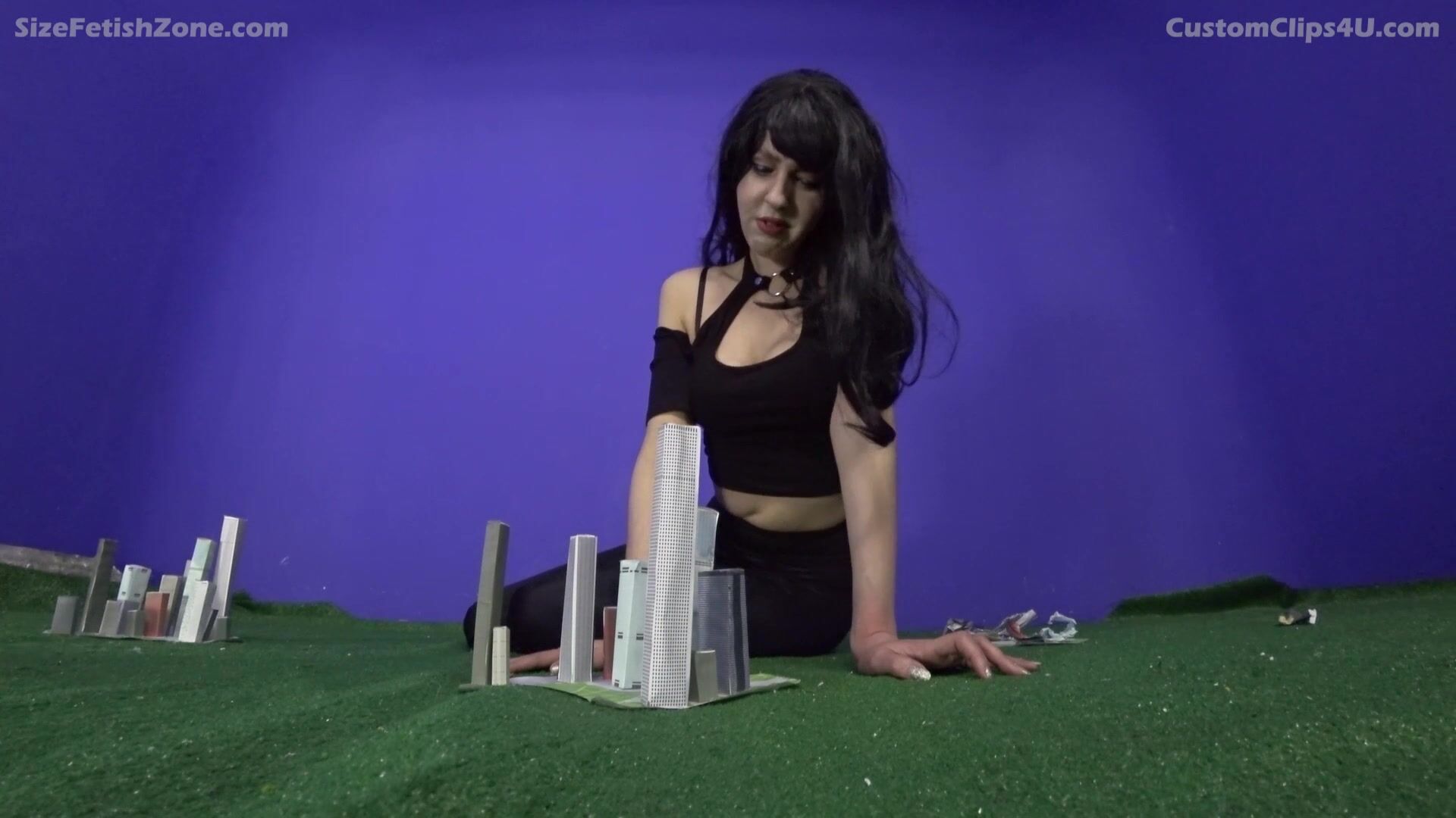 Giantess Brandy trashes the entire Country