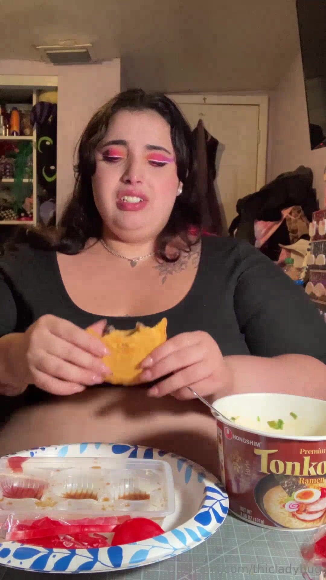 Ssbbw Thicladybug - Junk Food Challenge