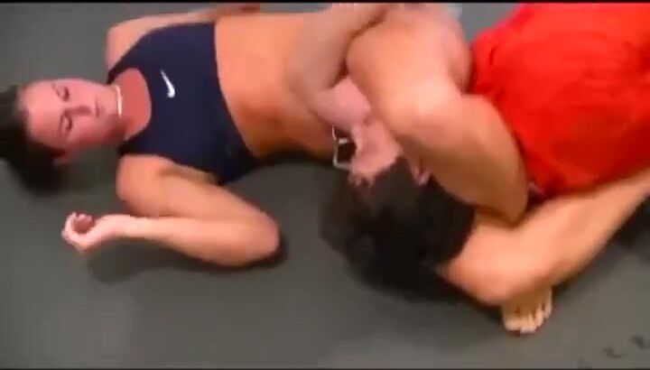 Dixie headscissors dom