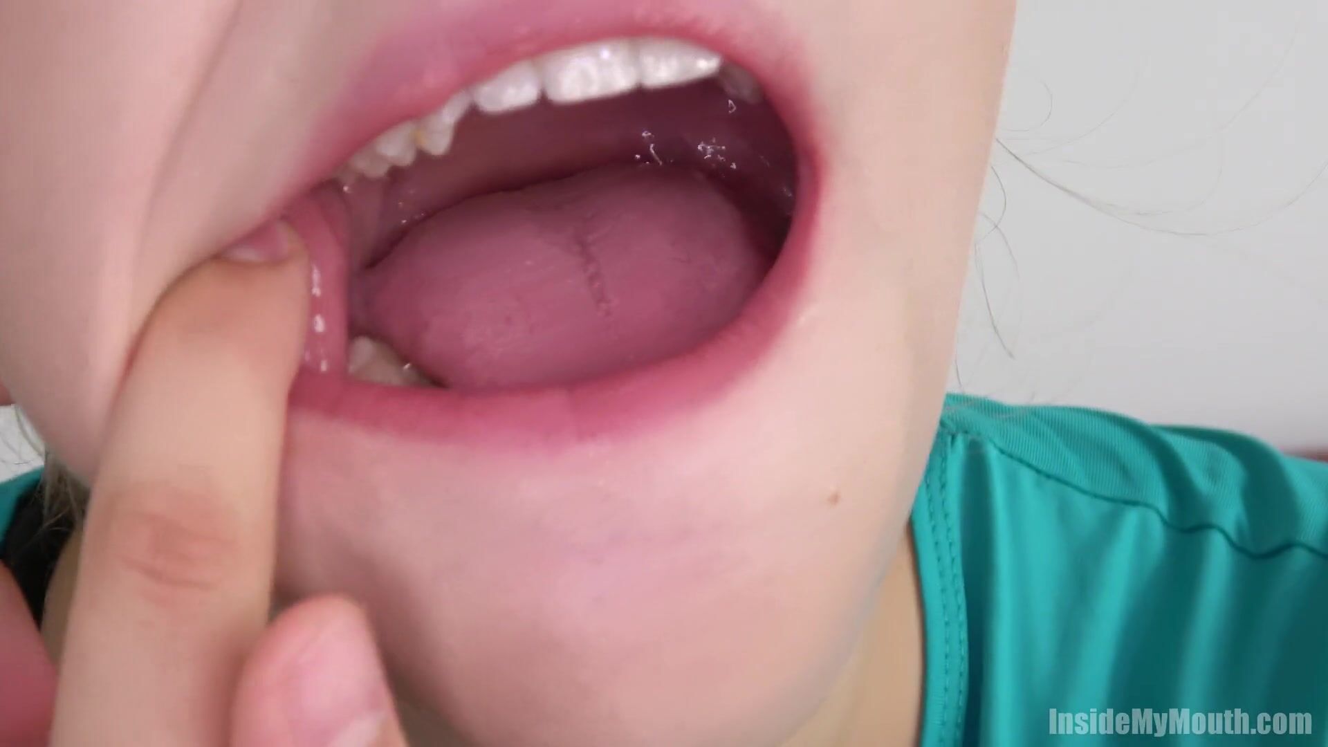 InsideMyMouth - Petra Pietari