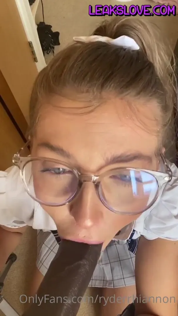 Rhiannonryder - Schoolie Slut Sucks Big Black Cock And Gets A Facial