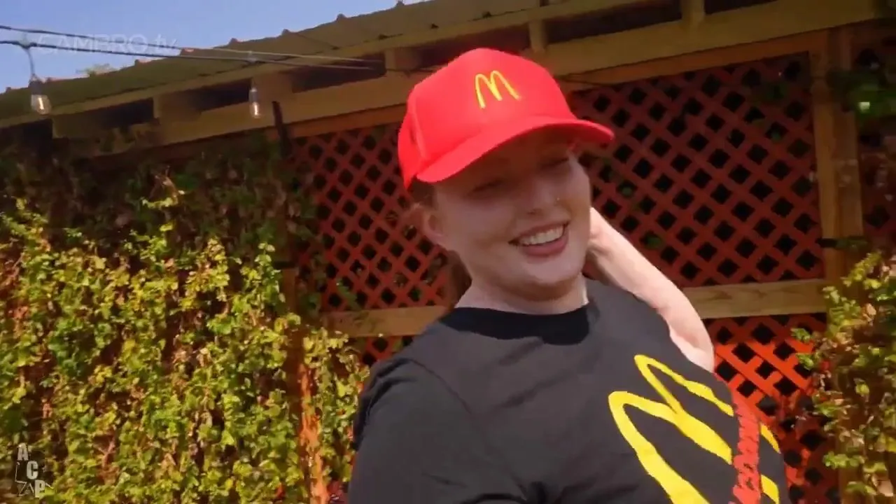 Mia Dior Fucks Hiring Manager For New Position After Getting Fired From Mcdonald's