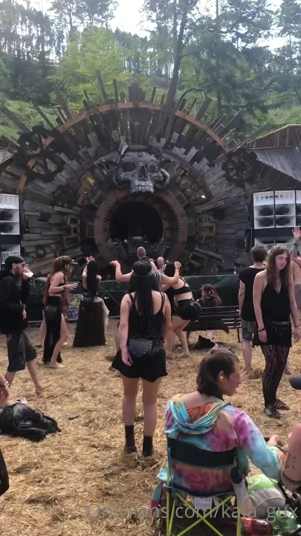 kaia_gux Hey babes I wanted to show you the festival that I was for the last few days, was in Czech onlyfans xxx porn videos