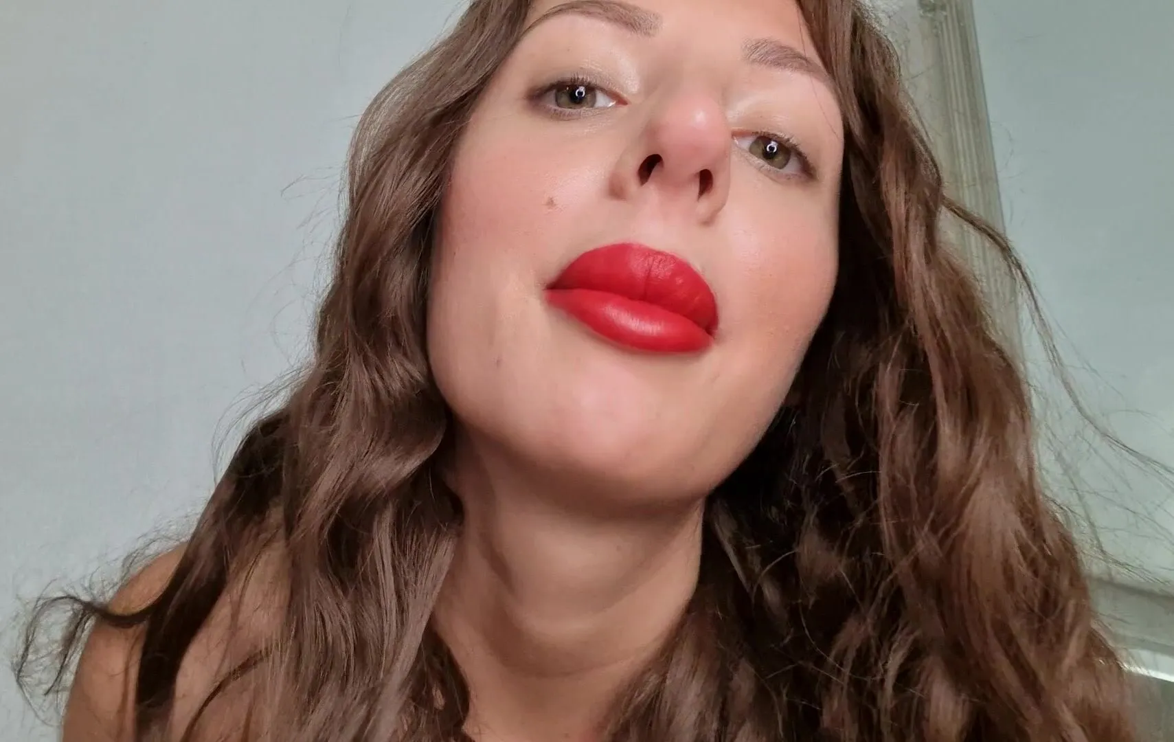 Tattooed Temptress - Lipstick Kisses On Your Cock