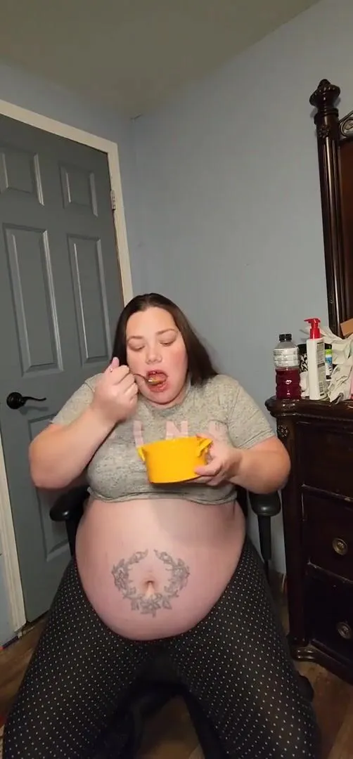 Preggo stuffing
