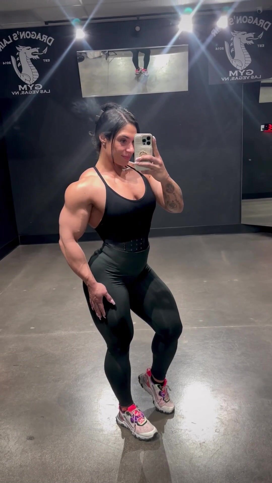 Kristina Mendoza Gym Selfie