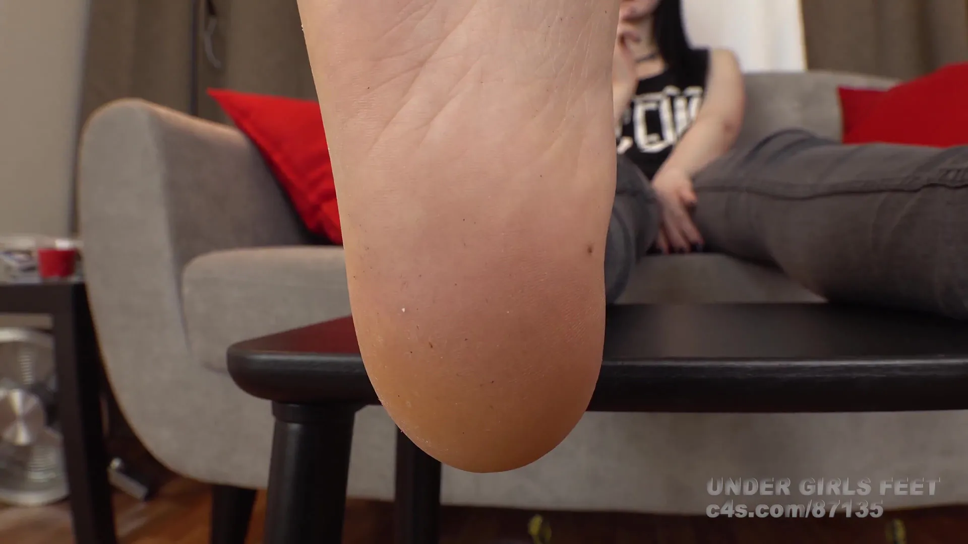 Undergirlsfeet Goth girl feet
