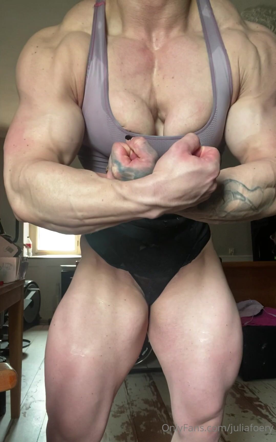 JF Enormous muscle