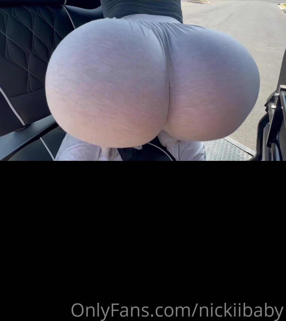 NICKIIBABY - NICKIITHEBOSS GREY TIGHT LEGGINGS ASS TEASE TWERK