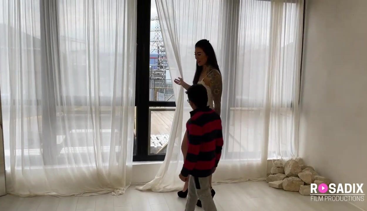 Tall girl Sandy gives Chon a house tour