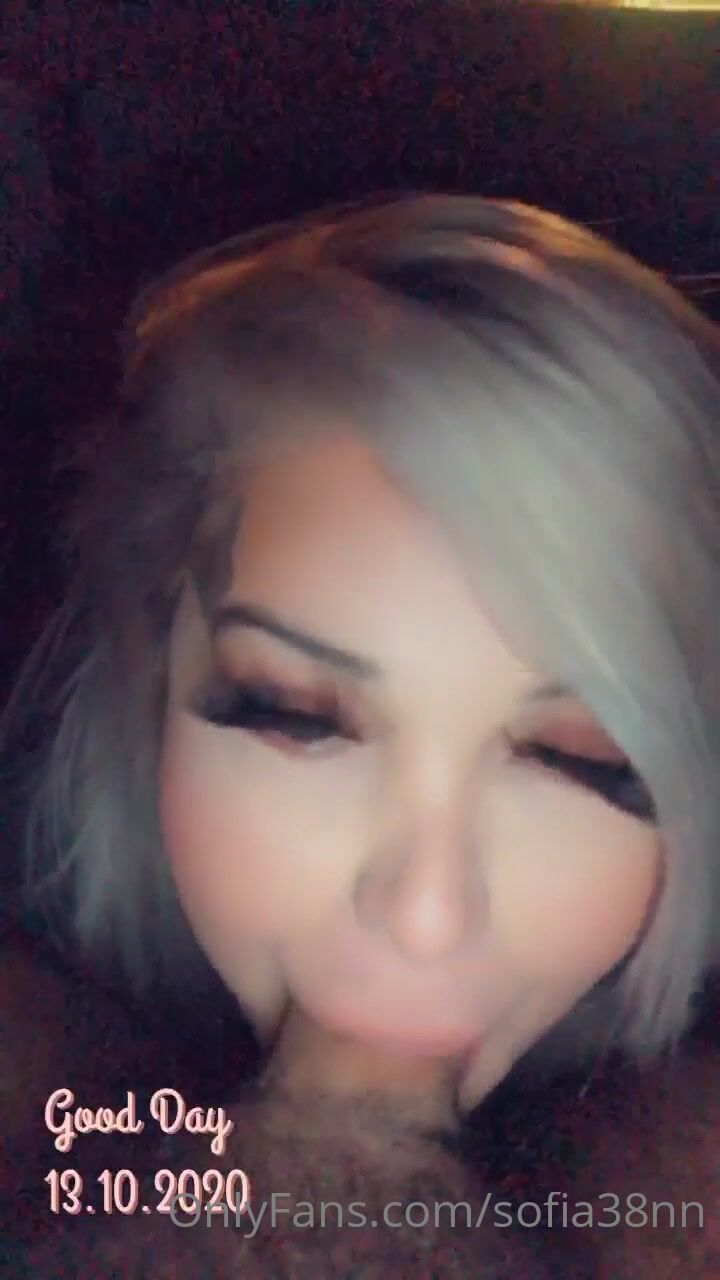 Sofia38nn / Sofialovelyxl Blowjob Deepthroat