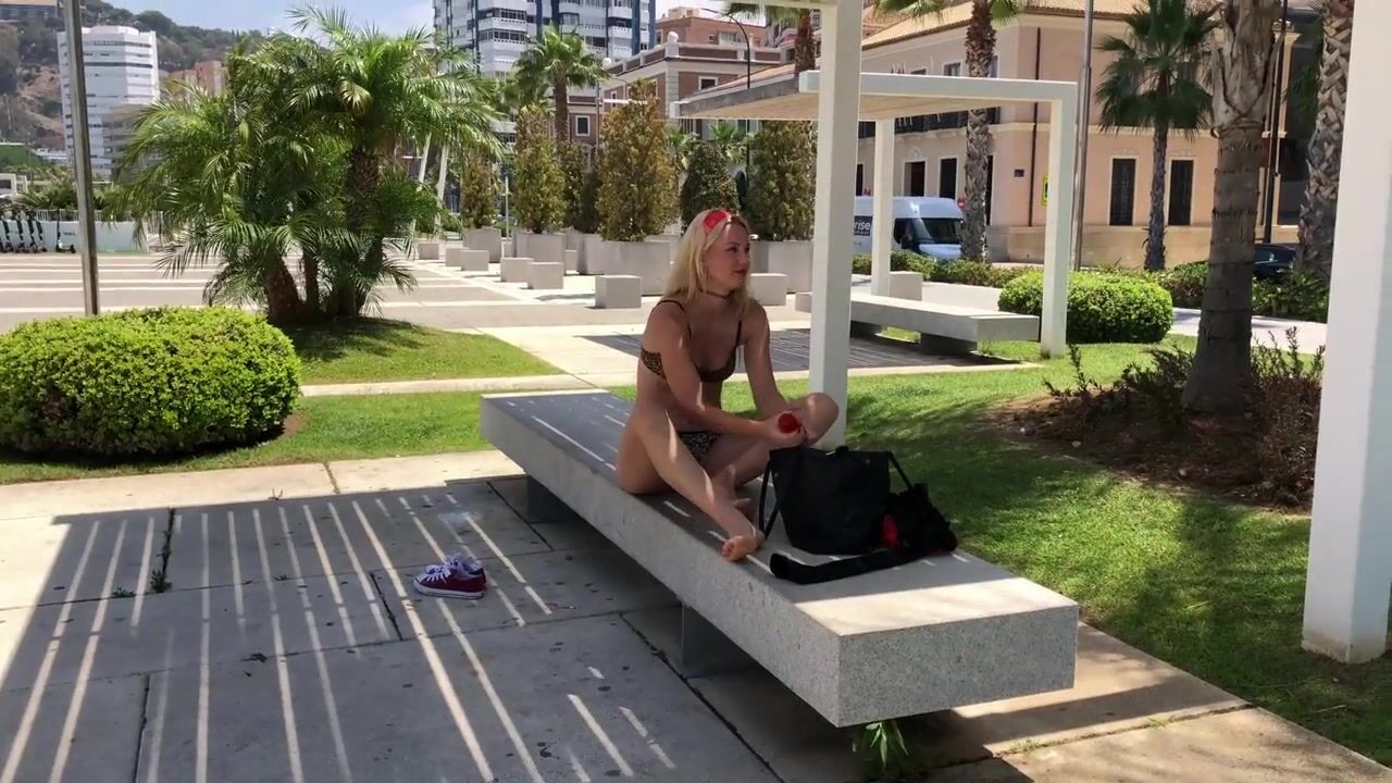 Iviroses public barefoot